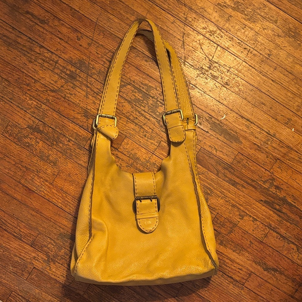 Stylish butter Yellow Leather Shoulder Bag